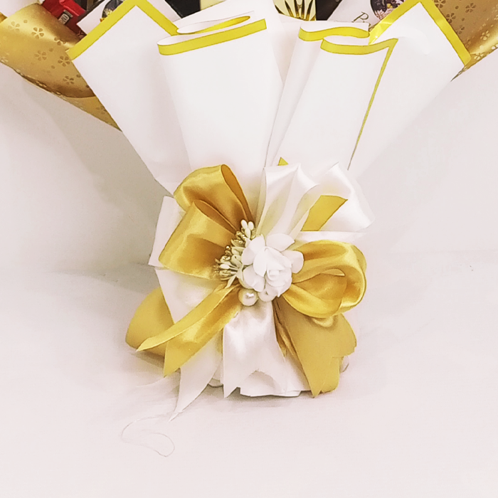 Sugar Bloom Delight Bouquet Wrap & Roll