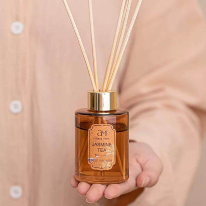 Luxury Jasmine Tea Aromatherapy Gift Set | Reed Diffuser & Scented Candle Set
